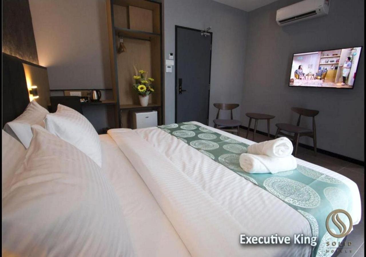 Solid Hotel Johor Bahru